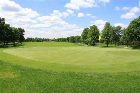 red-white-course-at-briar-ridge-country-club