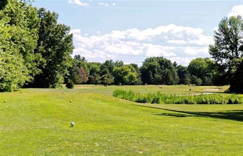 red-white-course-at-colonie-golf-course-town-of