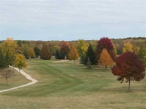 red-white-course-at-hon-e-kor-golf-country-club