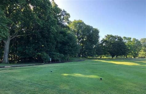 red-white-course-at-rockleigh-golf-course