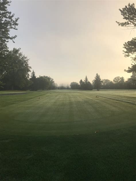 red-white-course-at-western-turnpike-golf-course