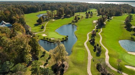 river-course-at-kingsmill-golf-club-resort