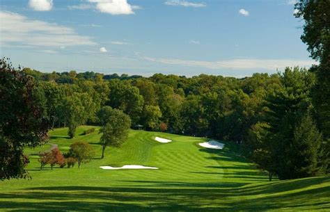 rolling-green-golf-course-country-club