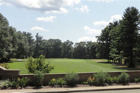 royal-crest-country-club