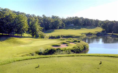 seasons-ridge-course-at-lodge-of-four-seasons