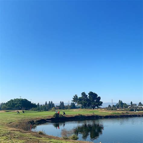 shoreline-golf-links-at-mountain-view