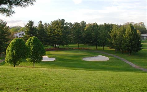 south-east-course-at-pine-oaks-golf-course