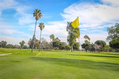 south-par-3-course-at-alondra-park-golf-course