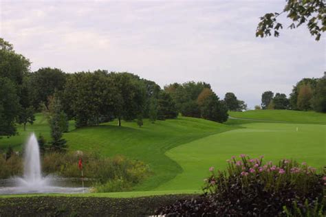 south-west-course-at-arrowhead-golf-club