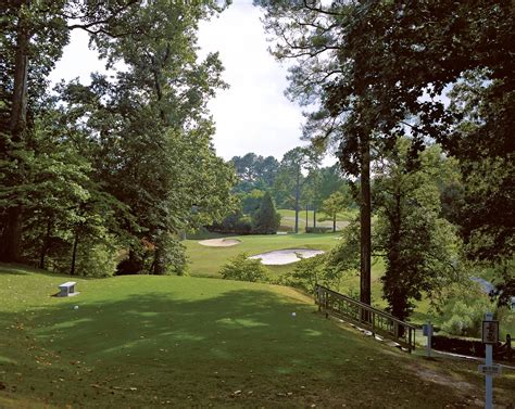 spotswood-executive-course-at-golden-horseshoe-golf-club