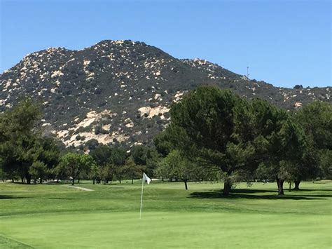 stonehouse-creek-course-at-temecula-creek-inn