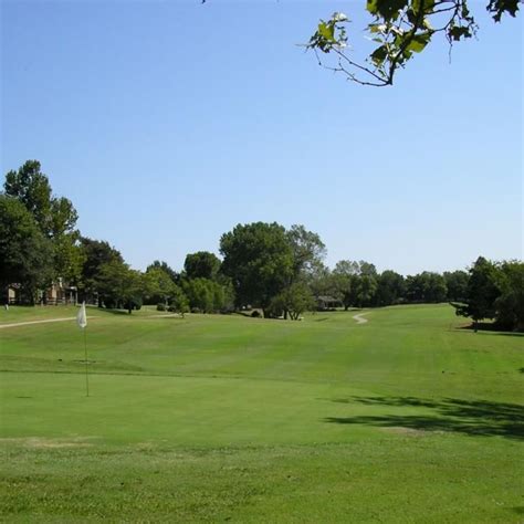 surrey-hills-country-club