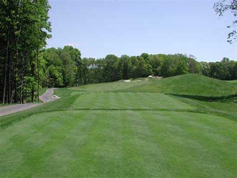 tashua-knolls-golf-club