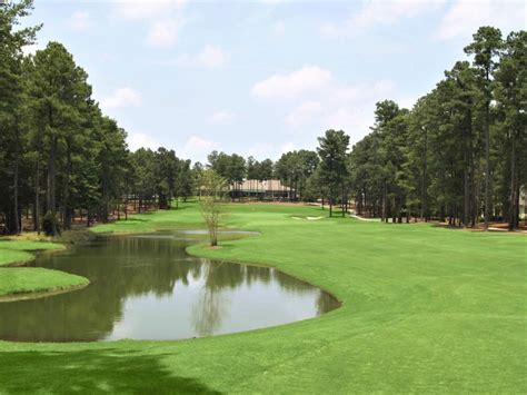 the-magnolia-course-at-pinewild-country-club