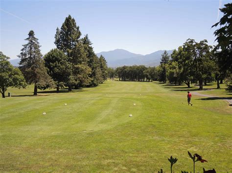 the-oaks-course-at-rogue-valley-country-club