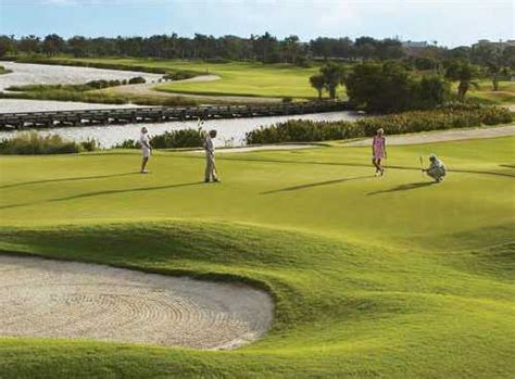 the-river-course-at-grand-harbor-golf-beach-club