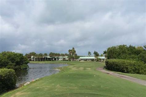 third-first-course-at-lake-venice-golf-club