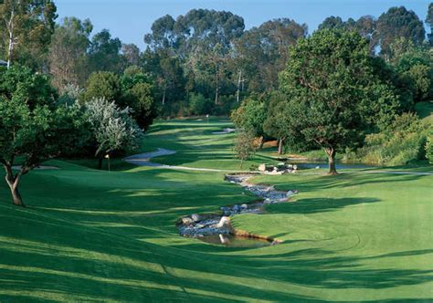 valley-vista-course-at-los-coyotes-country-club