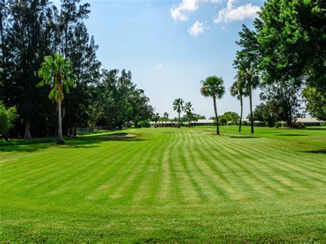 village-green-golf-course