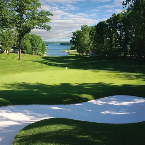 waters-edge-country-club