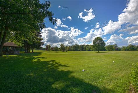 wells-college-golf-course