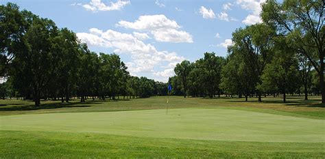 west-course-at-maple-lane-golf-club