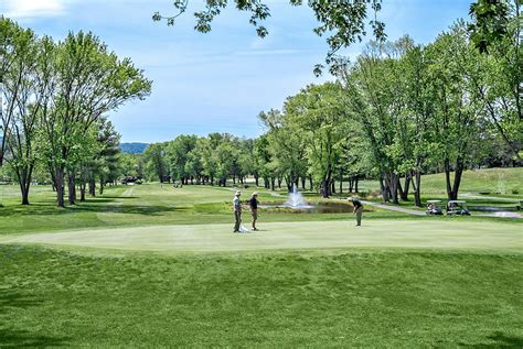 west-south-course-at-etowah-valley-country-club-golf-lodge