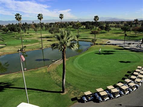 whispering-lakes-golf-course