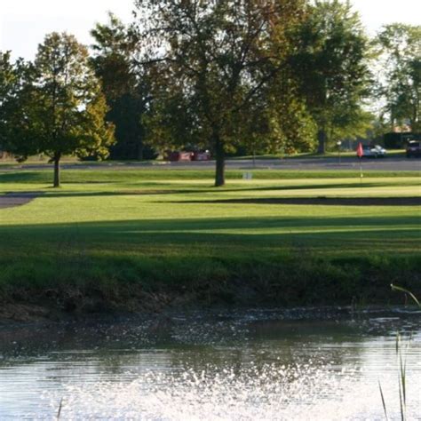 white-blue-course-at-coachmans-golf-resort