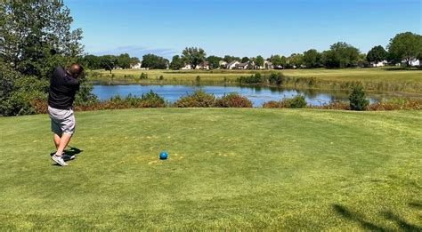 white-blue-course-at-links-at-carillon