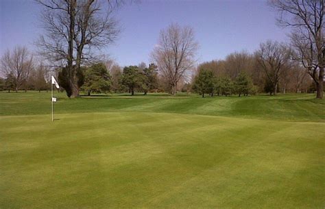 white-gold-course-at-yankee-springs-golf-course