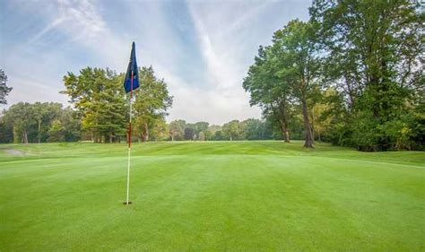 white-lake-oaks-golf-course