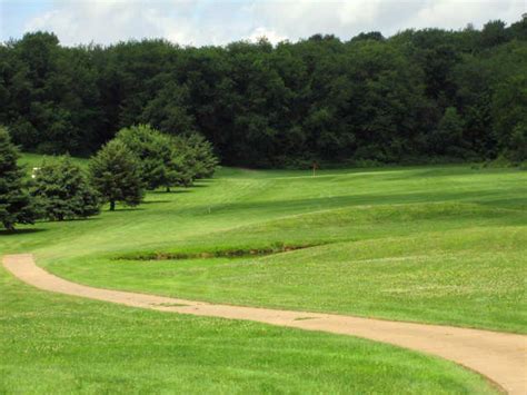 white-red-course-at-great-trail-golf-club