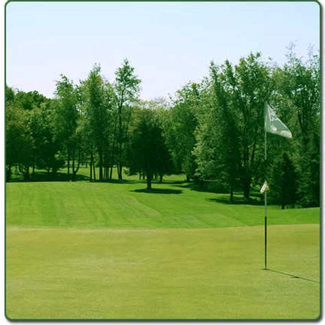 white-tail-blue-bird-course-at-cheshire-hills-golf-course