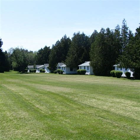 wilcox-cove-cottages-golf