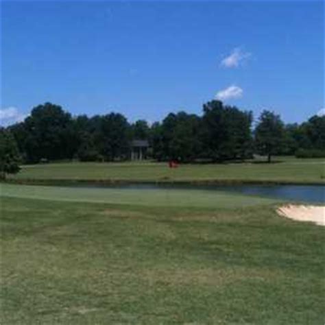 willows-pines-course-at-carolina-springs-family-golf-center