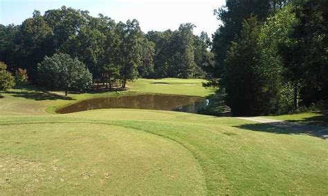 yellow-blue-course-at-hickory-hill-golf-course